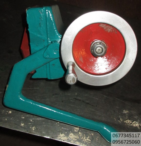 задняя бабка 16б05п, Задняя бабка для станков 16Б05П, 16Б04П,
Конус Морзе 3, Высота центров над плоскими направляющими станины, мм 135, Бабка задняя - 16Б05П.231.000, задняя бабка токарных станков
